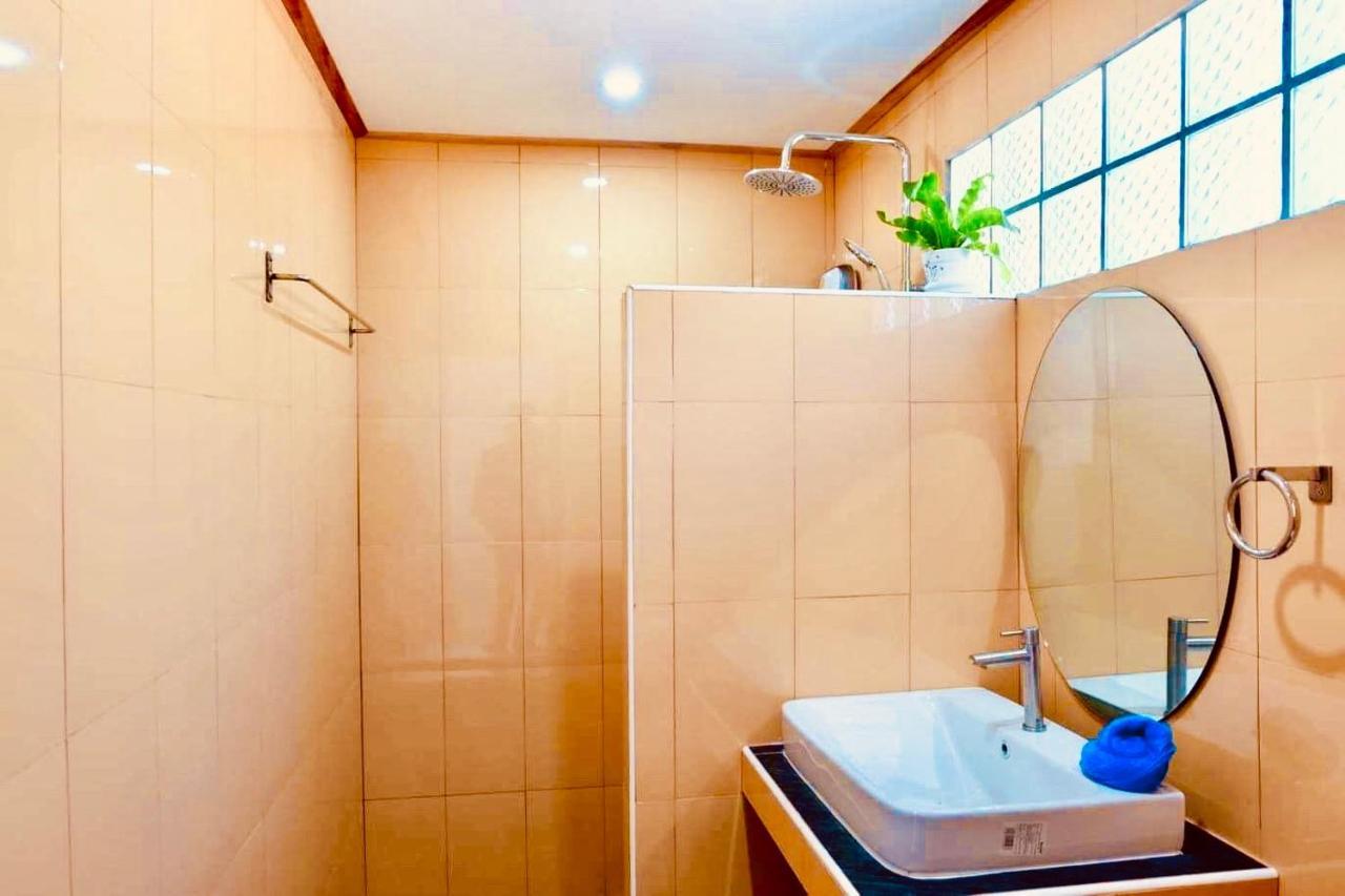 Rinna Resort Ko Mook Zewnętrze zdjęcie